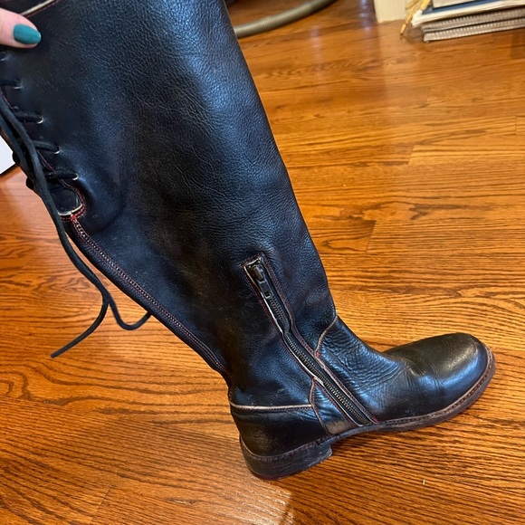 Manchester Bed Stu Boots - Picture 5 of 5